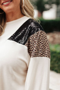 The Spotty Holiday Top